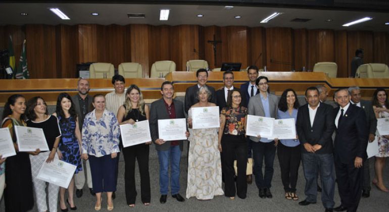 Moção de Aplauso homenageia cursos nota cinco no Enade da UFG e IFG