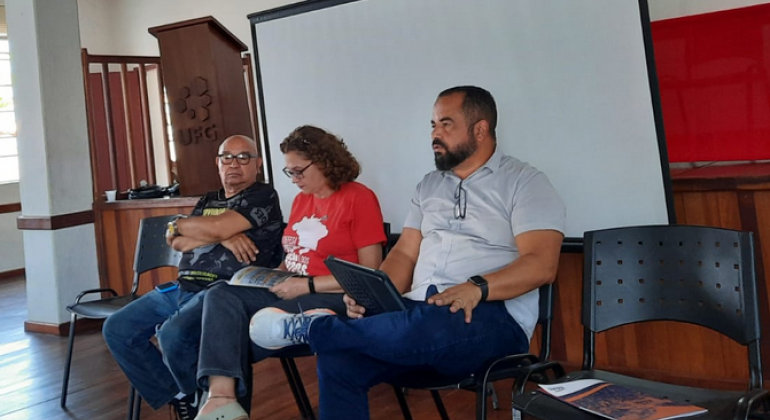 Na Semana da Servidora e do Servidor Público, diretores do Adufg-Sindicato alertam para os riscos da proposta de reforma administrativa