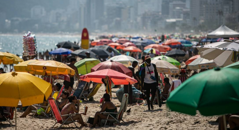 O Globo: Contra a Covid-19, cientistas pedem reversão de medidas de abertura da economia