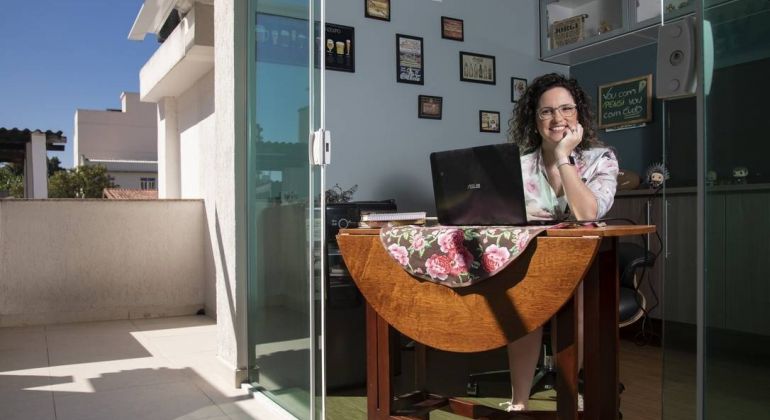O Globo: Metade na escola, metade em casa: ensino híbrido é o próximo nó da educação em tempos de pandemia