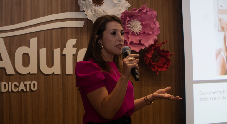 Outubro Rosa no Adufg-Sindicato reúne especialistas para debater sobre saúde feminina e cuidados preventivos