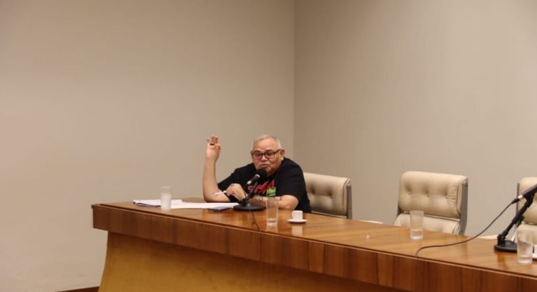 Presidente do Adufg-Sindicato, junto à Proifes-Federação, participa de discussão sobre financiamento das Universidades Federais
