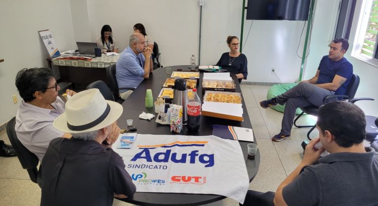 Primeira edição do ‘Adufg perto de você’ fortalece diálogo com professores do Instituto de Estudos Socioambientais da UFG