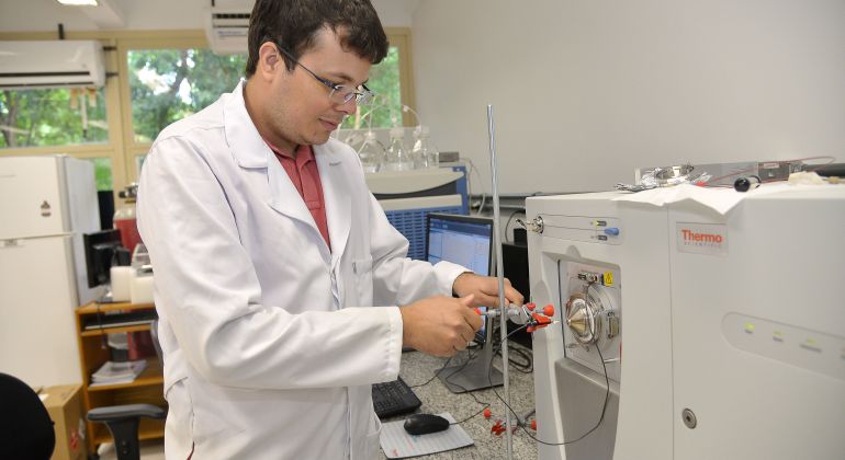 Professor da UFG é eleito membro da Academia Brasileira de Ciências