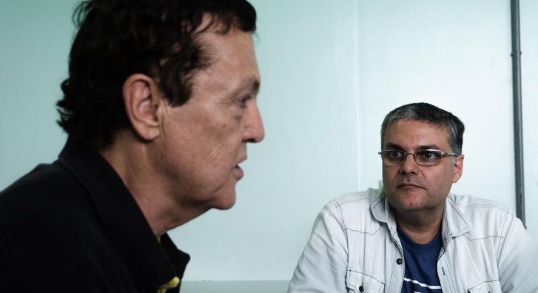 Professores de Jataí discutem mobilização em defesa dos direitos e dos serviços públicos