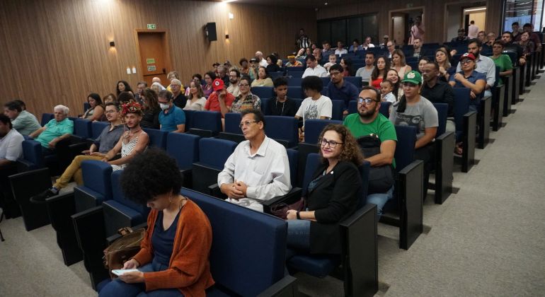 Profissionais de imprensa são homenageados no 4˚ Prêmio Dom Tomás Balduíno de Direitos Humanos em Jornalismo