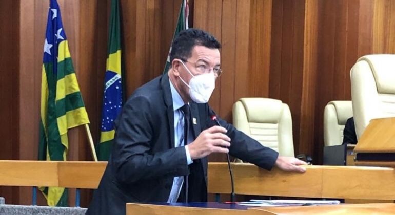 Reitor fala sobre situação orçamentária da UFG na Câmara de Goiânia