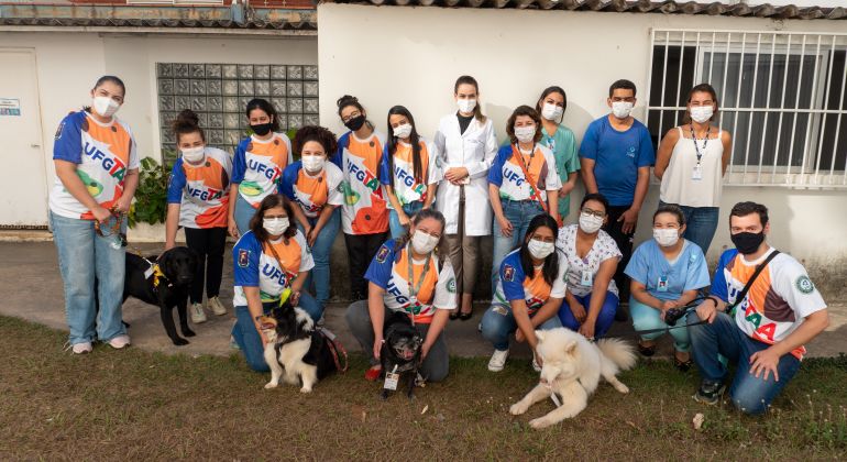 Repórter Adufg: Projeto da UFG de Terapia Assistida por Animais leva carinho e esperança aos hospitais