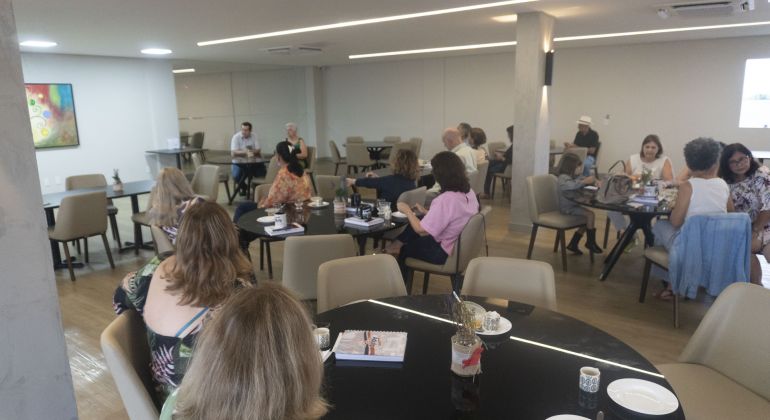 Reunião no Adufg-Sindicato discute PECs que tratam da extinção da contribuição previdenciária para servidores públicos aposentados