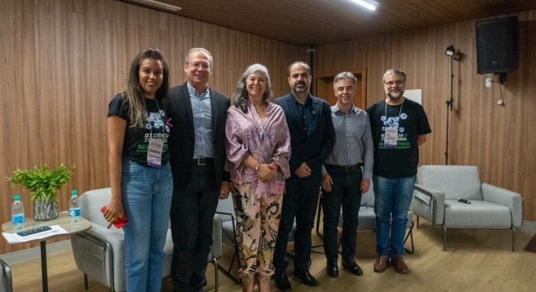 Segundo debate do Encontro Nacional de Ciência e Tecnologia da Proifes-Federação foca nas diretrizes para retomada de investimentos